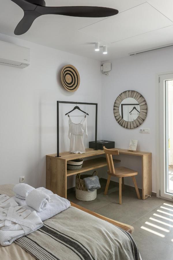 Orama Suites Milos Adamantas Exterior photo